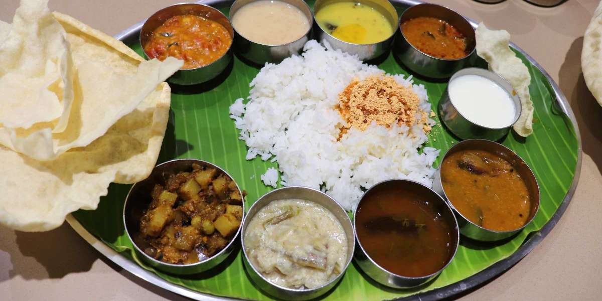 Where to Eat Tamil Food in Abu Dhabi: Discover the Flavors at AarA Restaurant