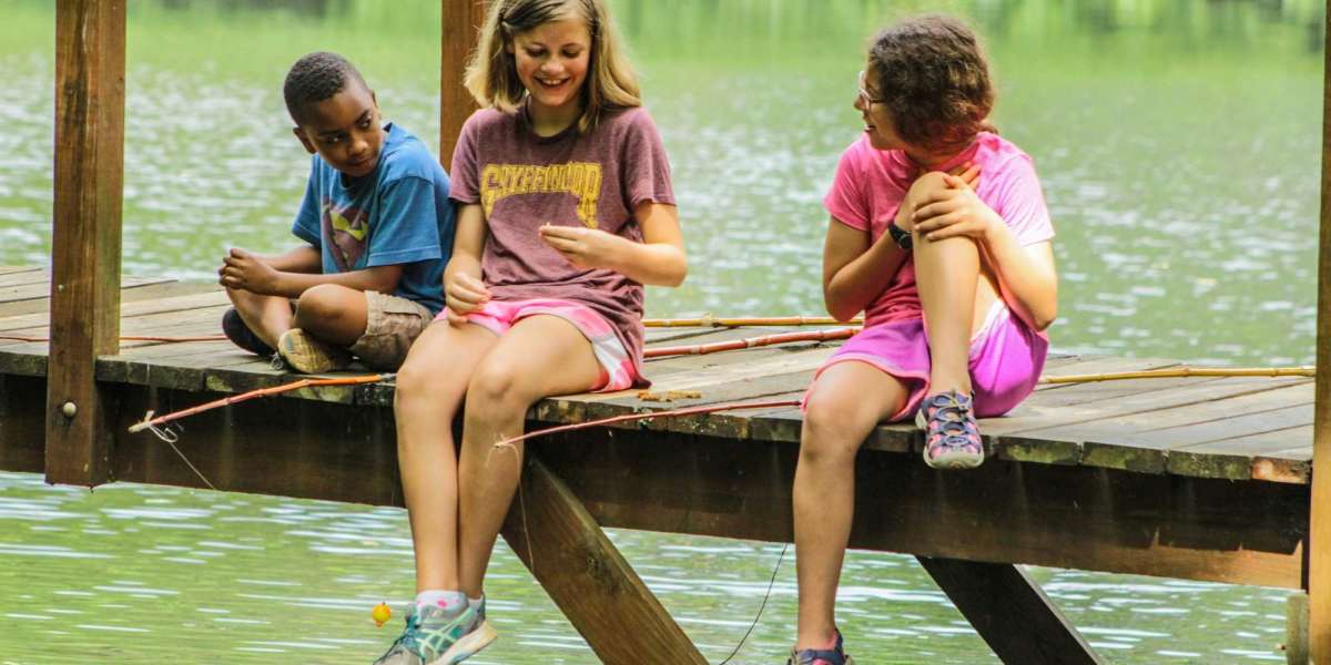 Confidence Through Communication: Mastering English in Singapore’s Summer Camps