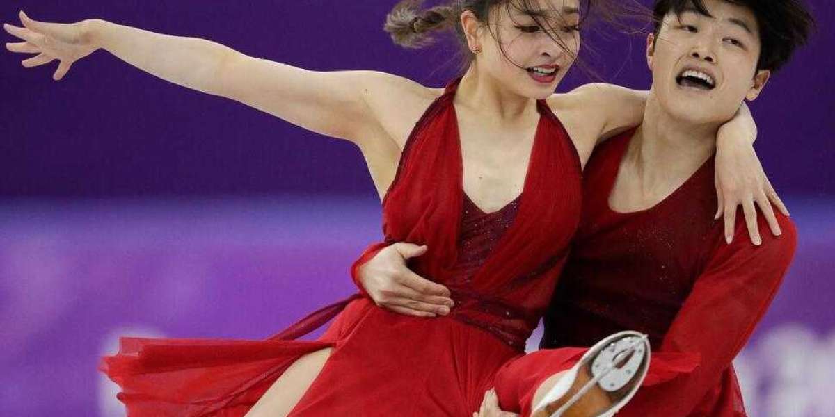 미국 아이스댄서 알렉스와 마이아 시부타니가