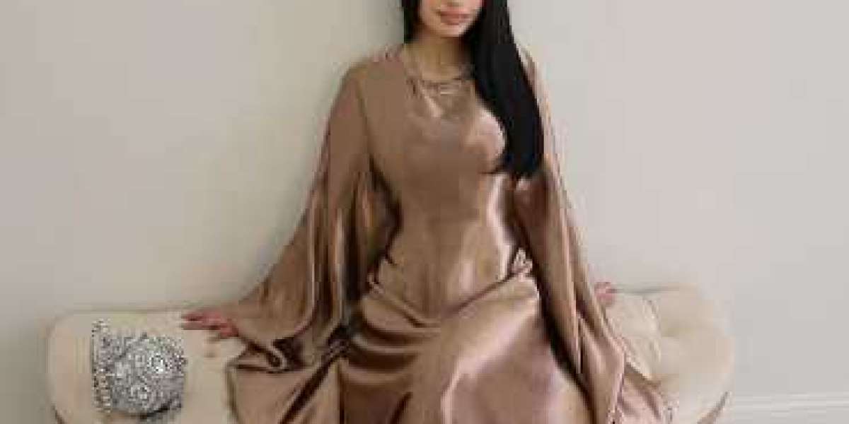 Comfort and Elegance: Choosing the Right Abaya Inner Dress