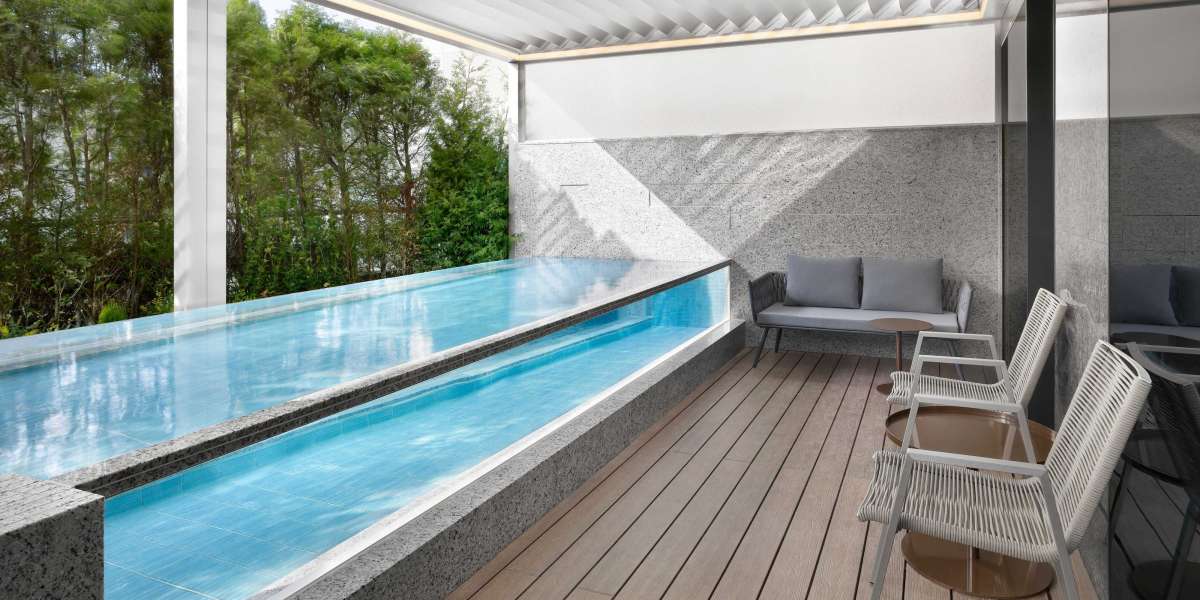 Would You Survive a Night at a Pool Salon?
