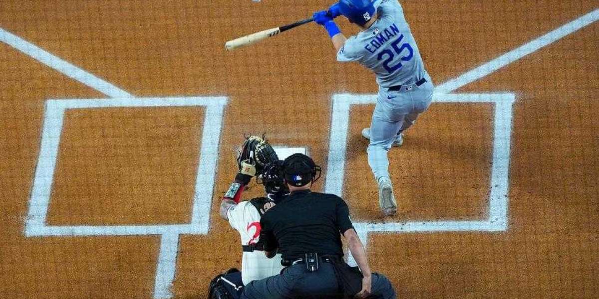 다저스가 텍사스를 3-0으로 꺾은 가운데 오타니와 야마모토를