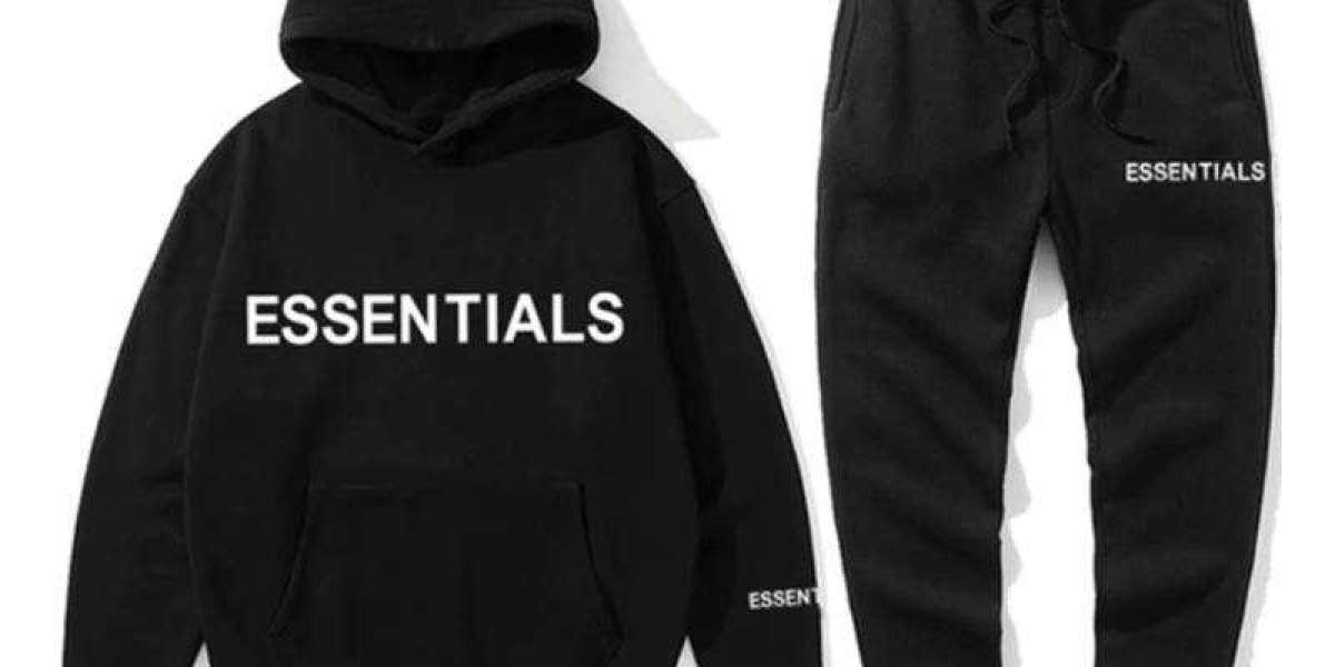 The Essentials Hoodie: A Modern Classic You Can’t Ignore