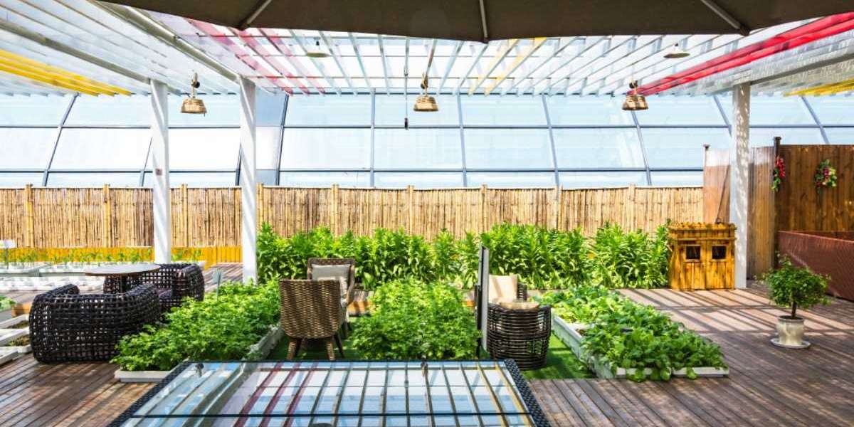 The Best Patio Covers to Upgrade Your Outdoor Space